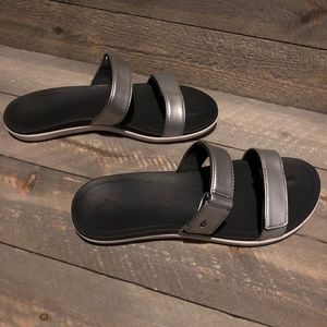 olukai Kipuka Casual Sandals